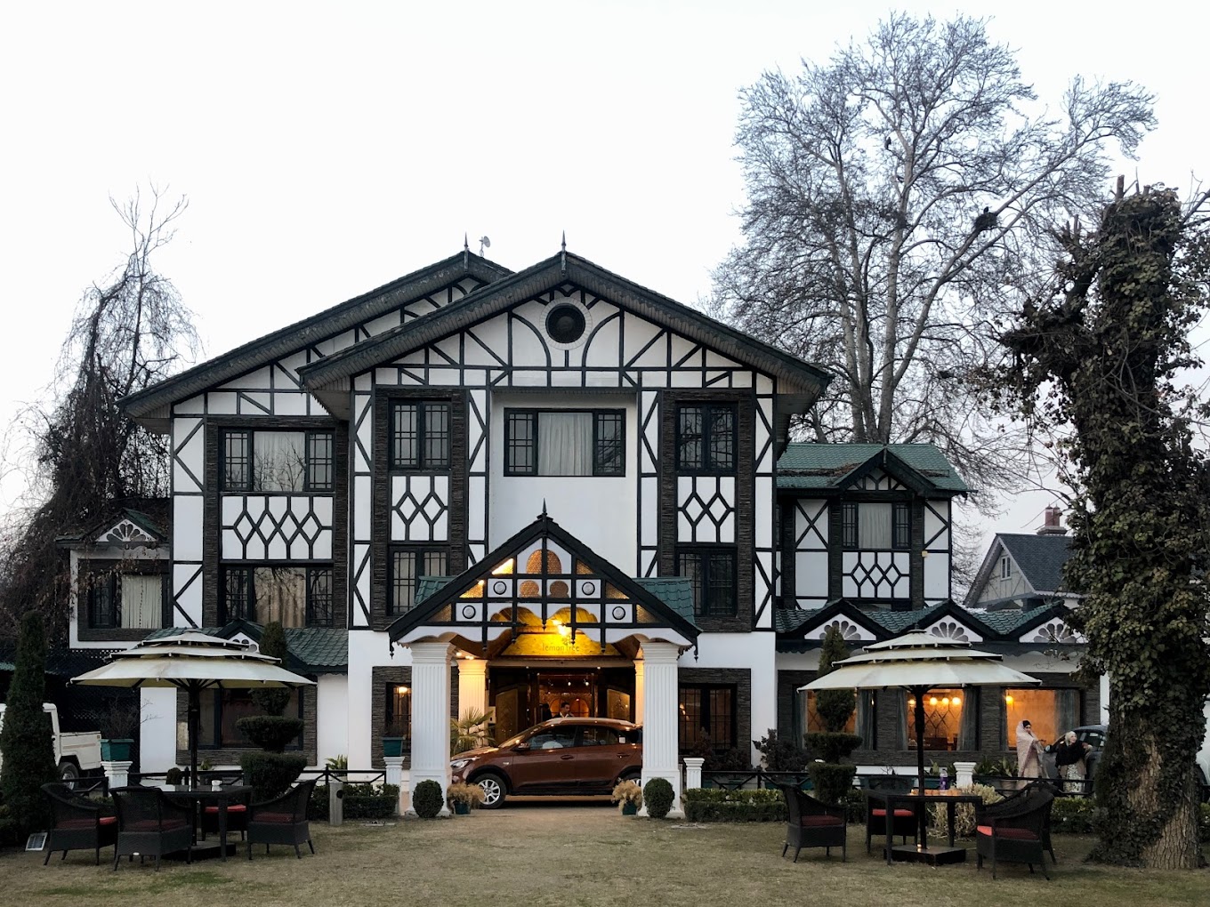 Lemon tree hotel Srinagar
